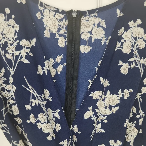 Navy Dark Blue Floral Flirty Faux Wrap Fabric Belt Long Sleeve Dress Size M - Picture 2 of 11